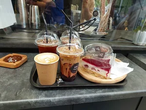 کافه آرمانی | Armani Café