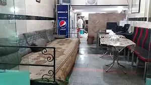 دیزی سرا و تهیه غذای آبشار