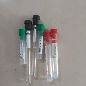 خدمات پرستاری در منزل آواگستر 4