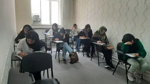 آکادمی زبان فرهان 4