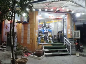 فست فود و بریانی طاهری