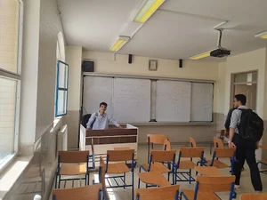 دبیرستان نمونه دولتی امام خمینی (ره)