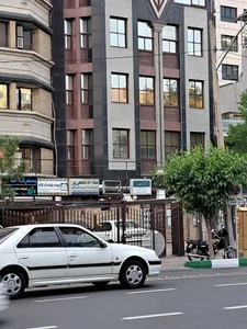 دکتر مونا حجت نیا 2
