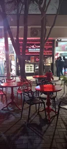 امیر شکلات ~کافه کسری