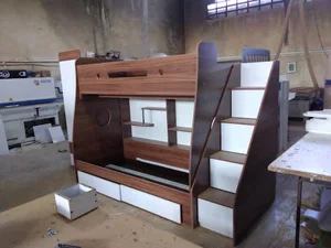 شرکت تولیدی آوینا چوب