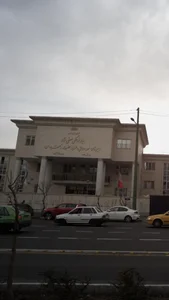 دبیرستان نمونه دولتی دخترانه حضرت زهرا(س) 4