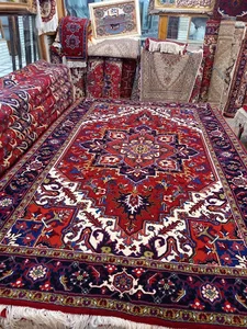 نمایشگاه و تولیدی فرش دستبافت قاسم اقدم
