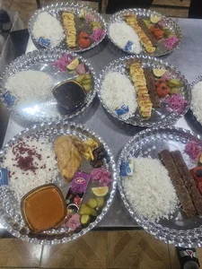 رستوران وتهیه غذای سامان