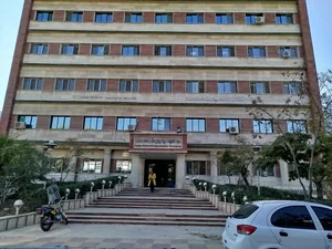 بیمارستان امام خمینی (ره) تهران 2