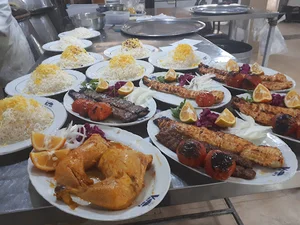 رستوران واران