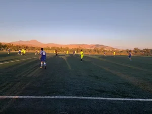 زمین چمن فرودگاه 2