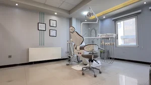 مطب دندانپزشکی دکتر فاطمه ناصری بروجنی
