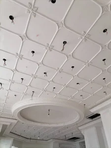 گچکاری، کاشی‌کاری و نقاشی ساختمان در دهقان 2