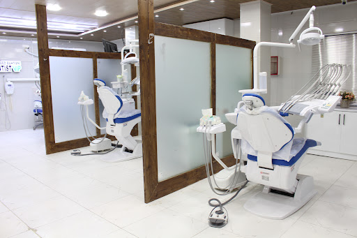 مطب دندانپزشکی دکتر سعید بهمنی