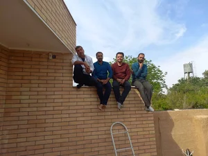 باغ جدا(جمع دوستان آشنا)