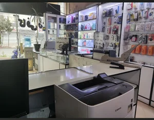 کافینت و لوازم جانبی کامپیوتر و موبایل دانشجویان