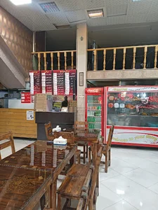 فست فود کاملند
