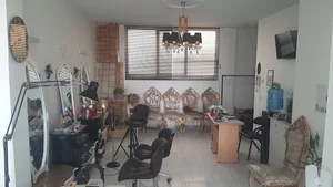 آموزشگاه مراقبت زیبایی رستا ریحانی