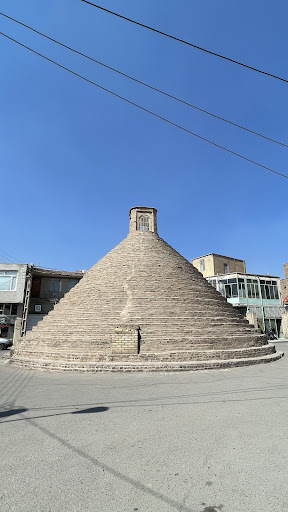 آب‌انبار بزرگ گرمسار