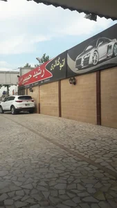 نمایشگاه اتومبیل رشید حبیبی 3