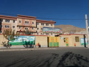 دبستان و دبیرستان تزکیه