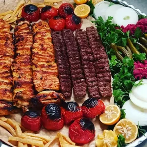 رستوران ارغوان