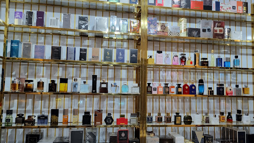 عطر و ادکلن جنوا پرفیوم