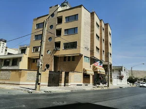 ساختمان‌ همایونی