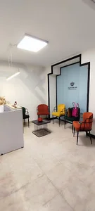 دکتر نیلوفر صادقی زاده