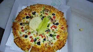 پیتزا ساندویچ گلها