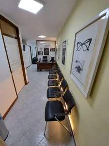 چشم پزشکی اپتومتری وعینک مارون 4