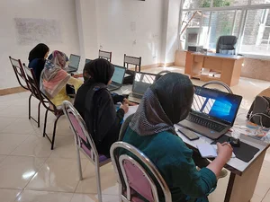 آموزشگاه کامپیوتر معیار