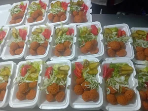 کافه رستوران کاج
