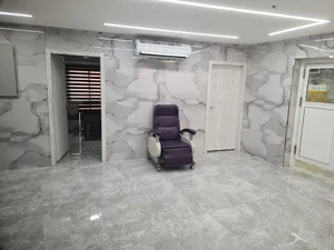 دکتر علی اخوان