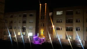 ساختمان افرا
