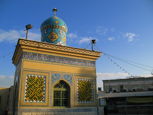 مقبره میرزای قمی