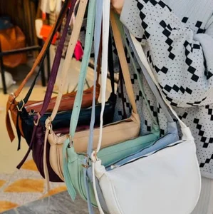 گالری کیف و کفش ونوس