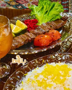 سفره خانه سنتی بلوط