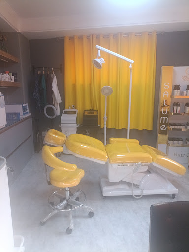 کلینیک زیبایی دکتر رادینا Dr.Radina