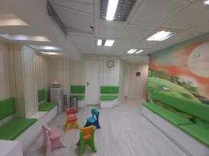 دکتر سارا کرمی دندانپزشک ویژه اطفال