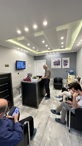 مطب دندانپزشکی دکتر حمید حمیدی