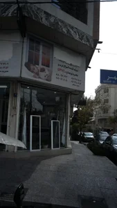 تولیدکننده انواع درب وپنجره 2