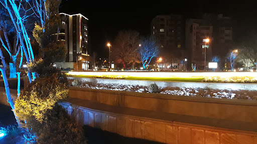 میدان چنار سوخته