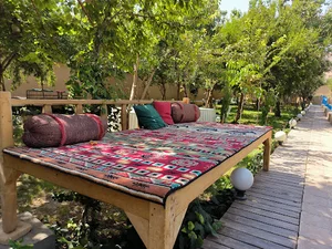 باغ تالار و رستوران مرغ طلایی