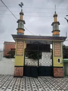 مسجد علی ابن ابی طالب (ع)