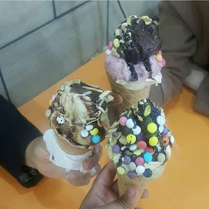 فالوده و بستنی عمو شیرازی