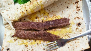 کبابی امتحان