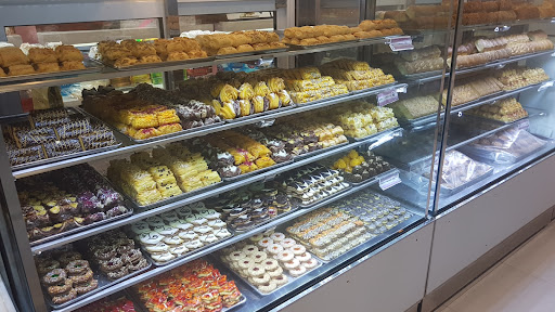 شیرینی‌فروشی قنادباشی