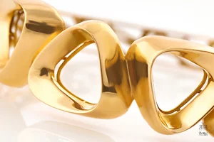 Roja Gold Gallery