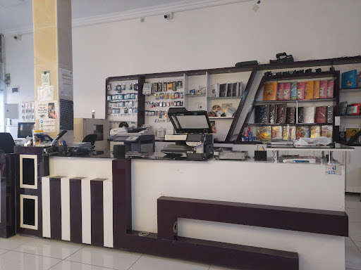 لابراتوار و عکاسی خانه عکس
